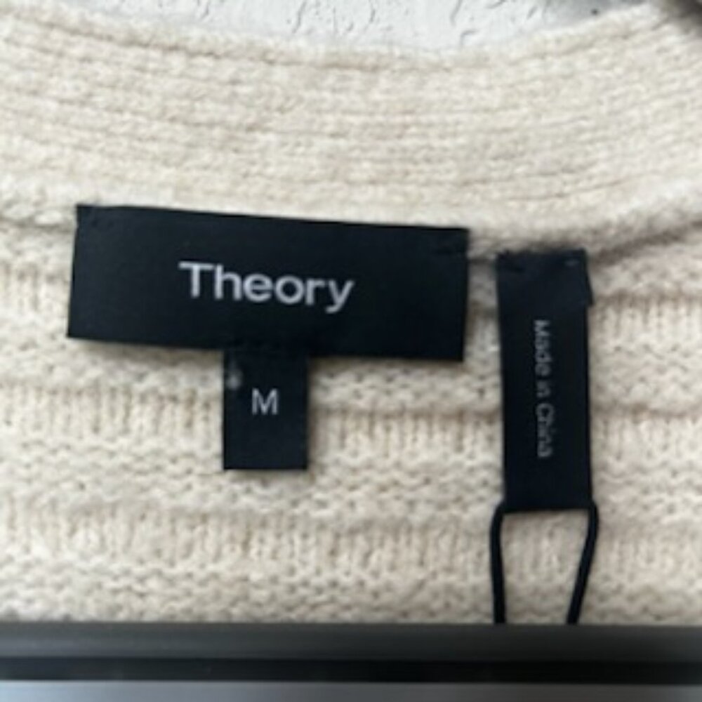 NWT Theory Premium Quality Luxury Minimalist V-Neck Knitwear Sweater Cardigan - Picture 8 of 10